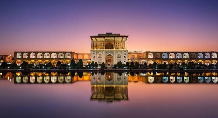 برند ۱ - نقش‌جهان؛ میدانی به وسعت تاریخ و هنر ایران